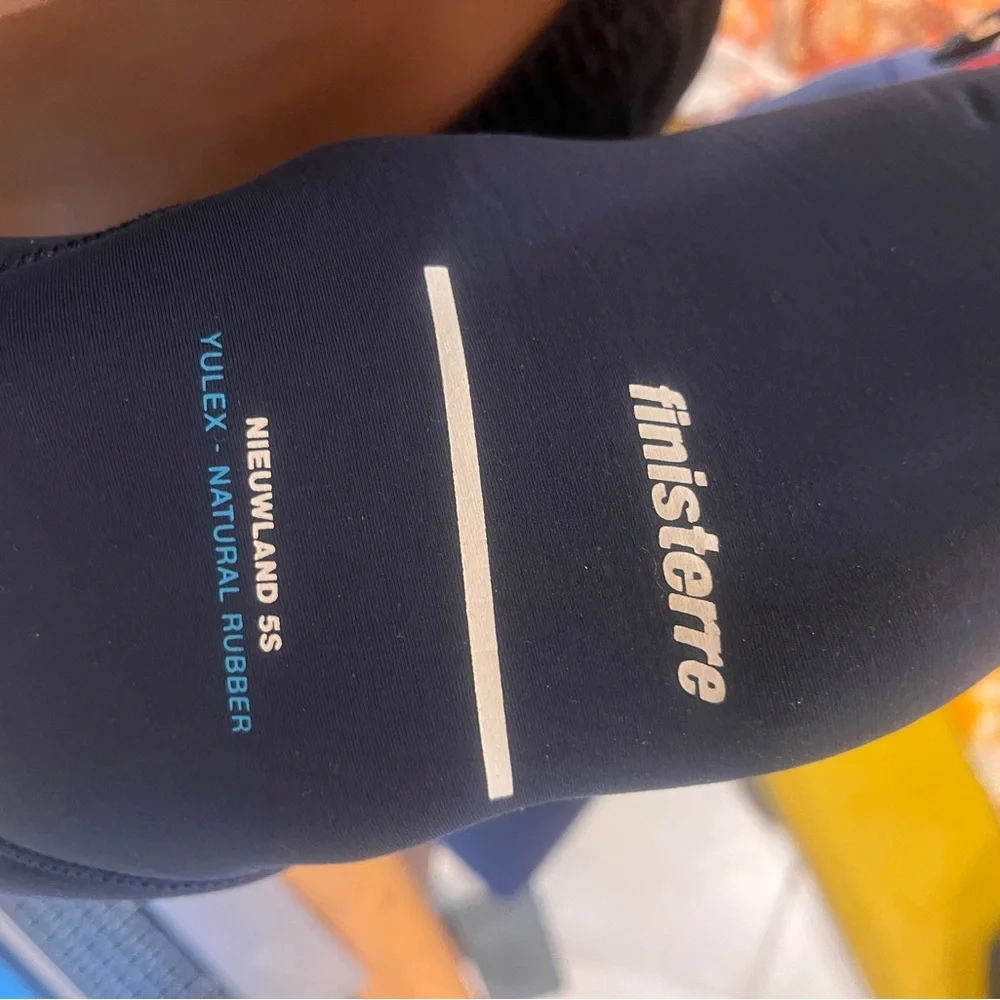 Finisterre Niewland wetsuit Yulex chest zip hooded wetsuit 5MM size 8 - Picture 5 of 5